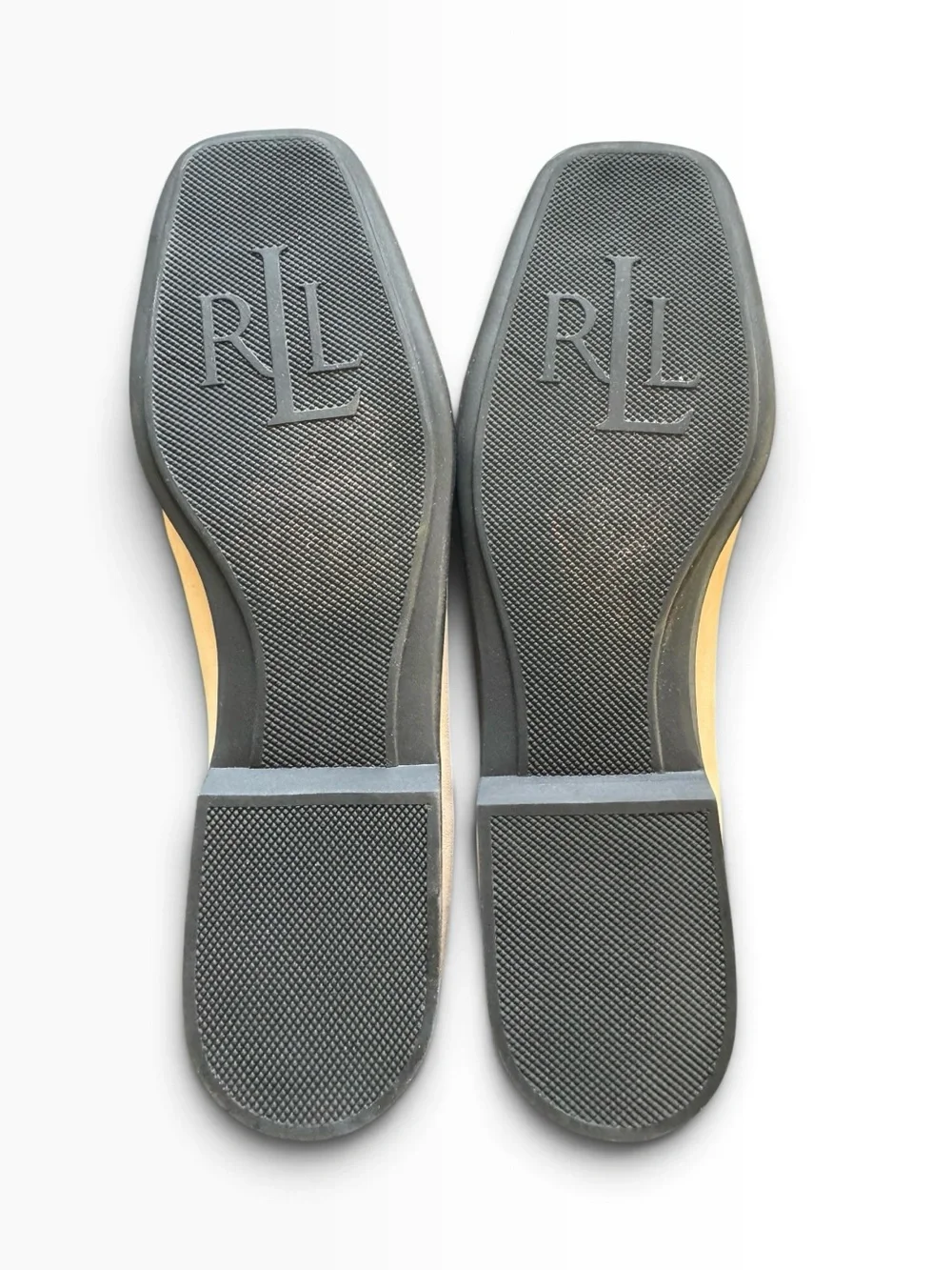 Lauren Ralph Lauren cream square toe loafers size 7.5 B